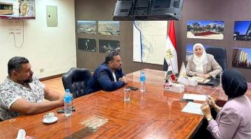نائب محافظ القاهرة تتابع أعمال تطوير مزارات آل البيت وحديقة قنديل أم هاشم