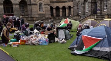 اعتصام طلابي في جامعة أدنبرة يطالب بقطع كامل للعلاقات مع إسرائيل | التقارير الإخبارية – البوكس نيوز