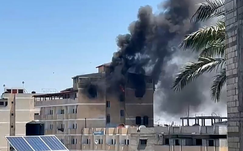 الجيش الإسرائيلي يستهدف الطوابق العلوية للمباني السكنية بمدينة رفح | التقارير الإخبارية – البوكس نيوز