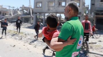 انتشال شهداء ومصابين بينهم أطفال ومسنون بعد قصف منزل ببيت لاهيا | التقارير الإخبارية – البوكس نيوز