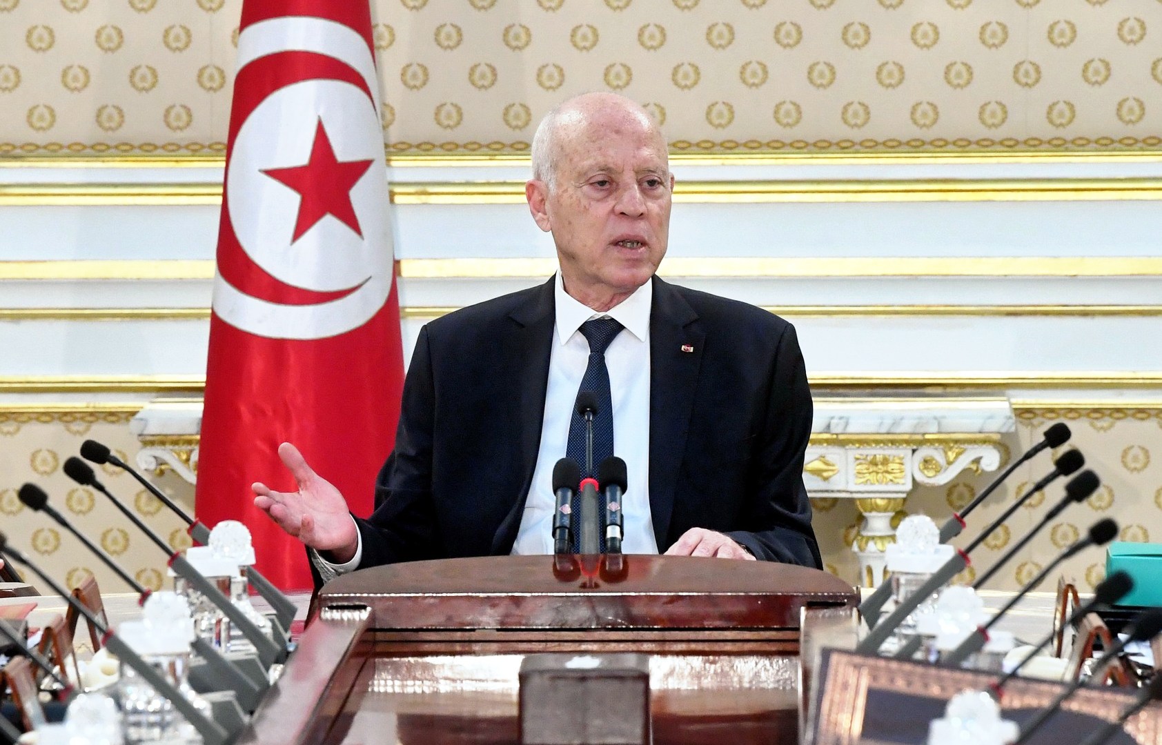 بُعيد اتهام سعيّد لنشطاء بالخيانة.. توقيف حقوقية تونسية لـ”جرائم مالية” | أخبار – البوكس نيوز