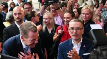 حزب الحرية النمساوي يفوز في انتخابات البرلمان الأوروبي في النمسا