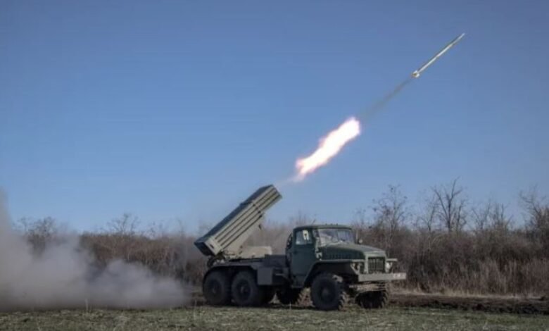 أوكرانيا: روسيا شنت هجوماً صاروخياً على كييف ومحيطها