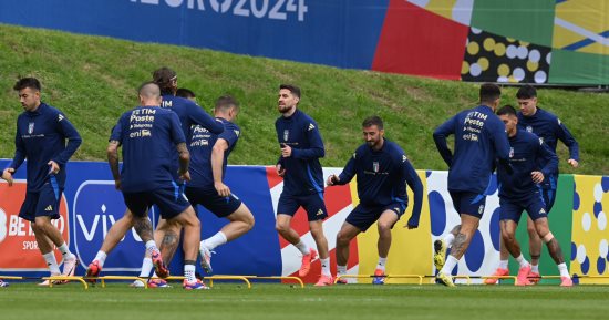 رياضة – ديماركو مهدد بالغياب عن قمة كرواتيا ضد إيطاليا فى يورو 2024