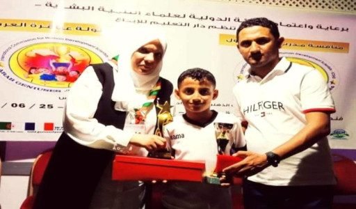 يسلم السعيدي يحصد المركز الثاني في بطولة عباقرة العرب بالرياضيات الذهنية بتونس