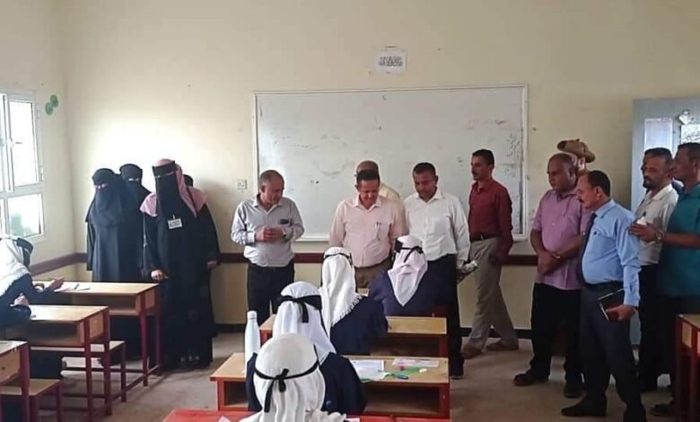 الهلال الأحمر اليمني ينفذ مشروع إسعافات أولية للطلاب في لحج