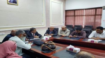 رئيس جامعة عدن يلتقي نائب مدير فرع الأكاديمية العربية لمناقشة سبل التعاون المشترك