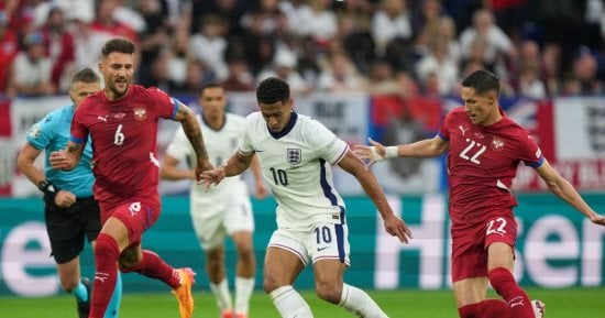 رياضة – منتخب إنجلترا يحسم شوط أول ضد صربيا بهدف بيلينجهام النارى.. فيديو وصور