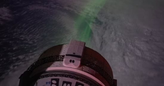 تكنولوجيا  – رائد فضاء يلتقط فيديو مذهل للشفق القطبى من على متن محطة ستارلاينر