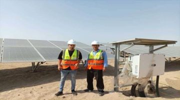 فريق من الأمانة العامة يطّلع على أبرز مستجدات مشروع محطة الطاقة الشمسية بالعاصمة عدن