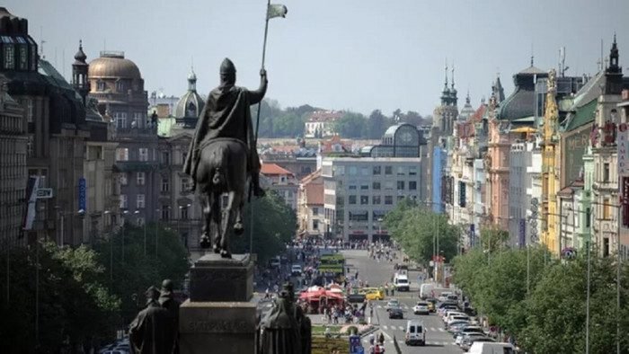 إصابة 3 أشخاص جراء هجوم بسلاح أبيض في التشيك