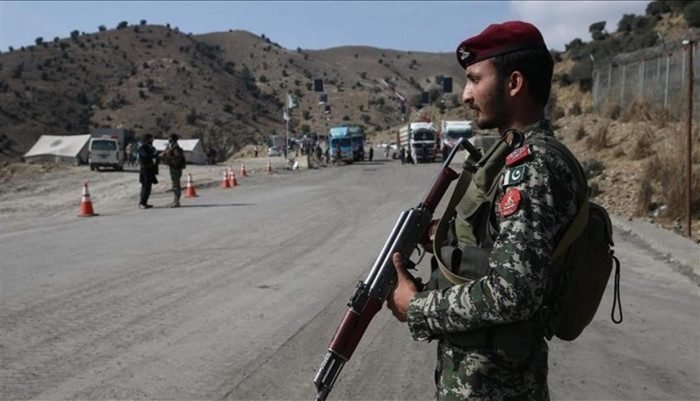 مقتل 5 جنود باكستانيين جراء انفجار قرب الحدود الأفغانية