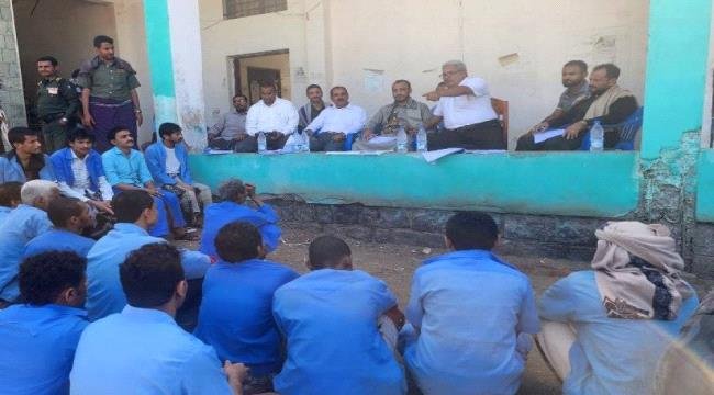 التجنيد مقابل الإفراج.. مليشيا الحوثي تطلق سراح 164 معتقلا في محافظة الحديدة اليمنية