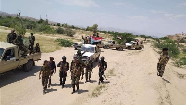 قوات الحزام الأمني تنفذ حملة لملاحقة مطلوبين في محافظة أبين