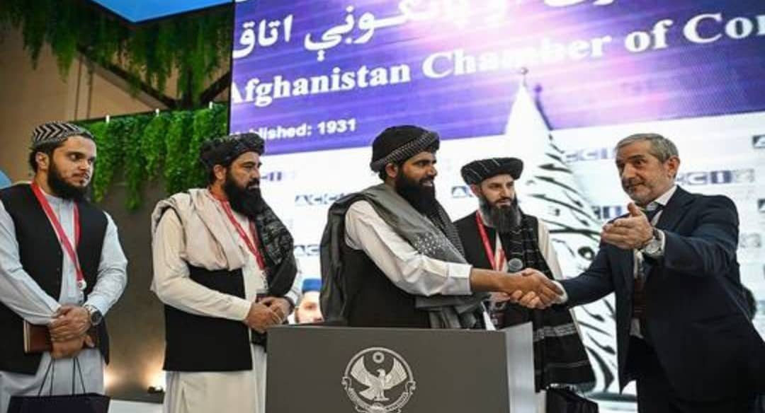 وفد من “طالبان” يصل روسيا للمشاركة في منتدى بطرسبورغ