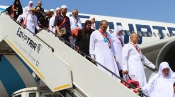 اليوم.. مصر للطيران تسير 25 رحلة جوية إلى الأراضى المقدسة