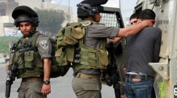 قوات الاحتلال تشن حملة اقتحامات واسعة وتعتقل العشرات بالضفة الغربية