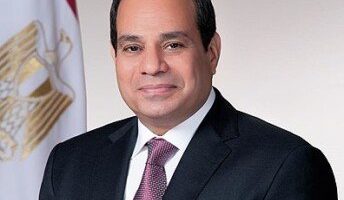 الرئيس السيسي: المصريون ضربوا أروع الأمثلة في تجاوز الأزمات وتحويلها لنجاحات