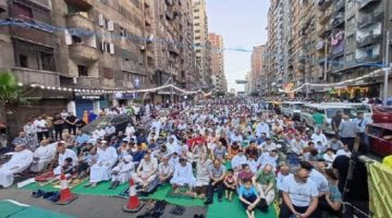 الآلاف يُؤدون صلاة عيد الأضحى بساحة مسجد سيدي بشر في الإسكندرية