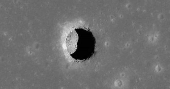 تكنولوجيا  – اكتشاف كهف على سطح القمر قد يكون موطنًا للبشر