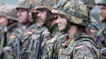 جنرال ألماني يدعو إلى إدراج النساء في الخدمة العسكرية الإلزامية